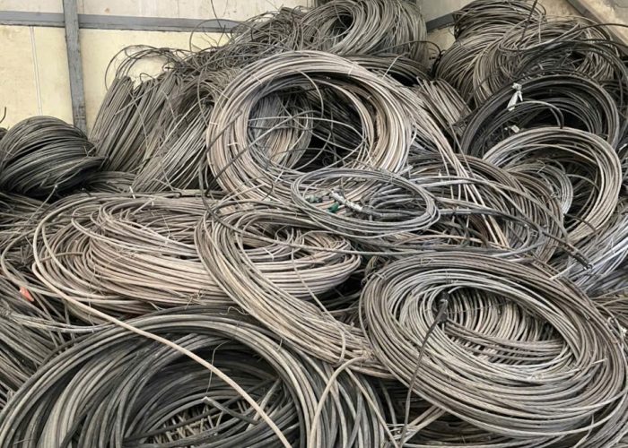 vat-tu-thiet-bi-thanh-ly-2